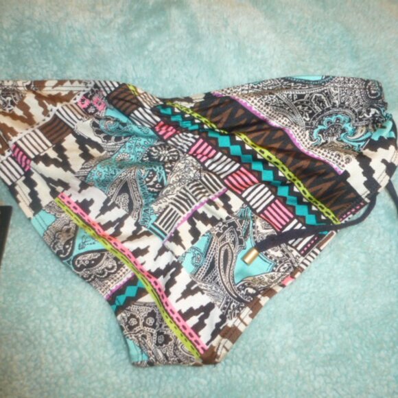 Vitamin A | Laguna Beach, CA — Women’s “Elle” Adjustable Tie-Side Bikini NWT - Picture 4 of 13